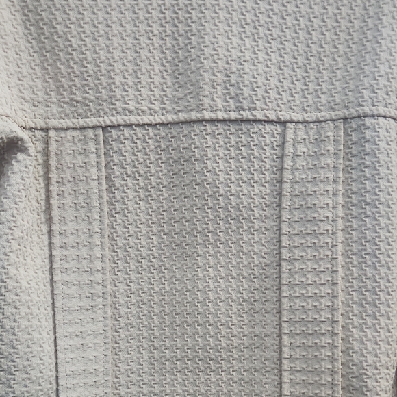 Beige Textured Button-Up Jacket - Picture 7 of 9